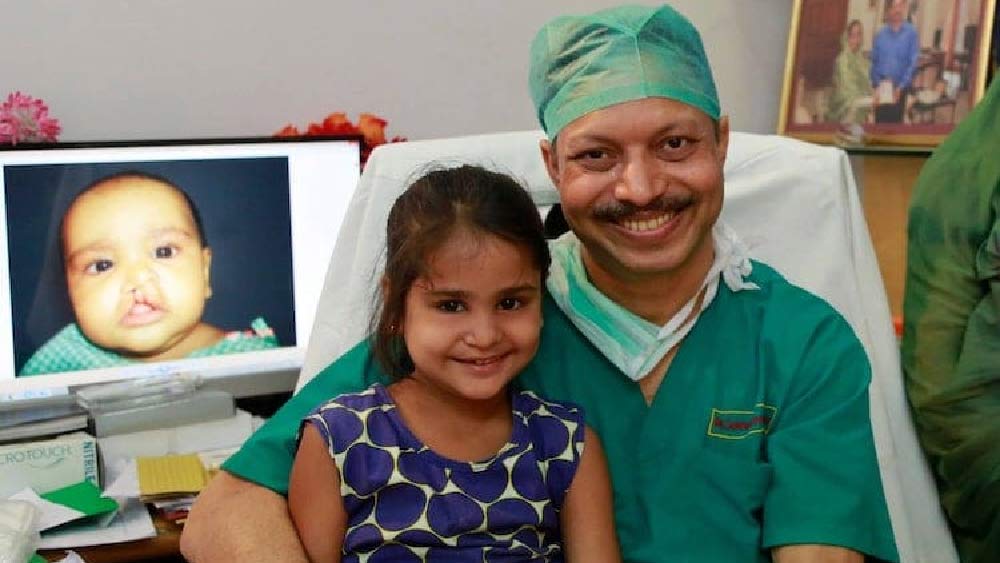 ২০০৪ সালে নিজেই একটি হাসপাতাল প্রতিষ্ঠা করেন সুবোধ। বাবার নামেই হাসপাতালের নাম রাখেন জ্ঞান সিংহ স্মৃতি হাসপাতাল। 