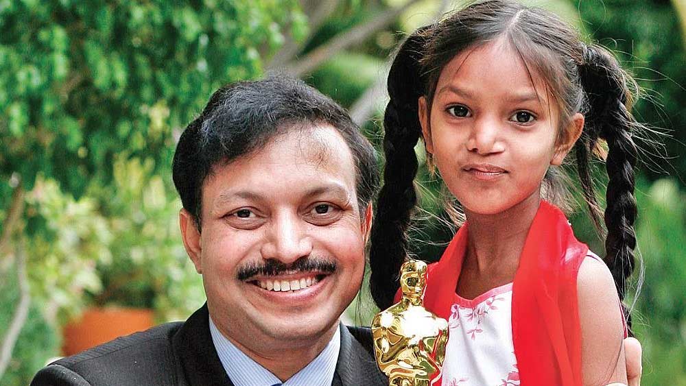 ২০০৪ সাল থেকে এমন শিশুদের বিনামূল্যে অস্ত্রোপচার করার ঘোষণা করেন সুবোধ। এখনও পর্যন্ত ৩৭ হাজার শিশুর বিনামূল্যে অস্ত্রোপচার করেছেন এই চিকিৎসক। বদলে দিয়েছেন তাঁদের মুখের আদল।