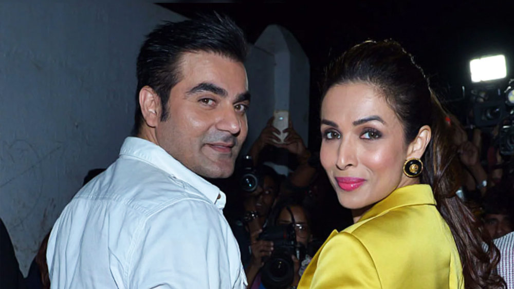 আরবাজের সঙ্গে সম্পর্ক শেষ হওয়ার পর খান পরিবারের থেকেও দূরে চলে যান অভিনেত্রী। তবে, পরিবারের এক জন সদস্যকে তিনি আজও শ্রদ্ধা করেন।