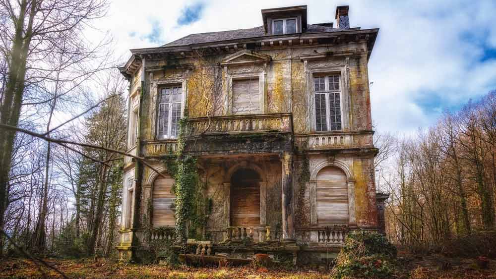 ১৯৬৮ সালের ২৪ মে। মার্টিন ব্রাউন নামে এক চার বছরের শিশুর দেহ উদ্ধার হয় ইংল্যান্ডের স্কটউডে। একটি পরিত্যক্ত বাড়ির নীচ থেকে শিশুর দেহটি উদ্ধার হয়।