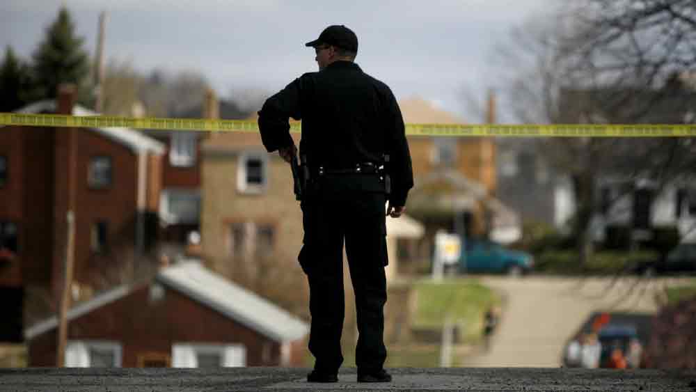 সেই তথ্য পুলিশকে দেয় নরমা। সে জানায় কী ভাবে খুন করা হয়েছিল প্রথম জনকে। মেরি নরমাকে ওই পরিত্যক্ত বাড়িতে নিয়ে যায় প্রথম শিশুর দেহ দেখানোর জন্য। 