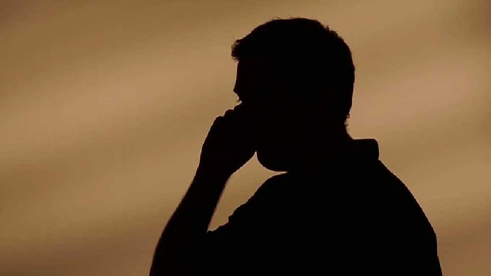 ফোনে কথা হলেও পাকা দেখার জন্য পাত্রীর বাড়িতে যাওয়ার সিদ্ধান্ত নেন ইন্দ্রাণী। সেই মতো পাত্রীর বাড়িতে জানিয়েও দেওয়া হয় তাঁদের তরফ থেকে।