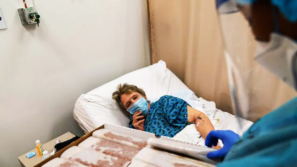 ২০০৫ থেকে ২০১৮ সালে হার্টফোর্ডশায়ার কান্ট্রি কাউন্সিলে ফ্রান্সেস এই মর্মে দাবি করেন যে, তিনি শয্যাশায়ী। তাঁর চিকিৎসার খরচও বিশাল। এমতাবস্থায় আদালতে ‘ডিরেক্ট পেমেন্ট প্যাকেজ’ দাবি করেন তিনি।