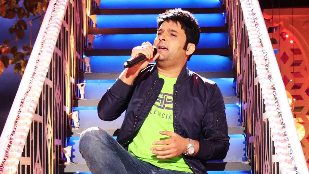 দু’টি অনুষ্ঠানকেই শুরু থেকে ছোটপর্দায় জনপ্রিয়তার শীর্ষে টেনে এনেছিলেন কপিল, তাঁর প্রতিভাগুণে।