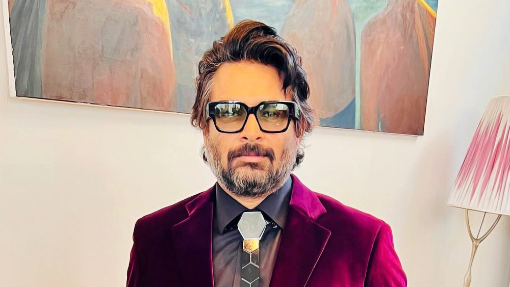 ইতিমধ্যেই তাঁর কাজ দেখে প্রশংসায় পঞ্চমুখ সকলে। কিন্তু বলিউড ও দক্ষিণী সিনেমা জগতের দক্ষ অভিনেতাদের মধ্যে অন্যতম মাধবনের প্রথম জীবনে অভিনয়ের প্রতি কোনও আগ্রহই ছিল না।