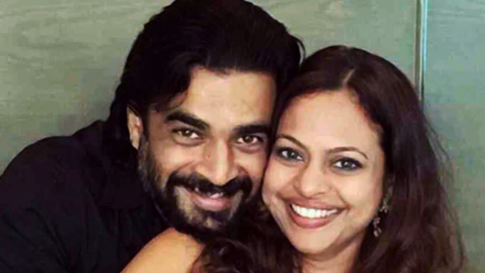 তখনই মাধবনের প্রেমে পড়েছিলেন সরিতা। তাঁর সঙ্গে ডেটে যেতে চান বলে প্রস্তাবও দেন তিনি।