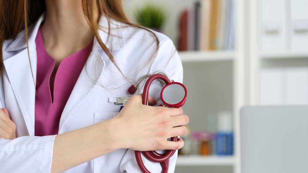 ৩২ বছর বয়সি গুরপ্রীত হরিয়ানার মেয়ে। তবে বর্তমানে থাকেন পঞ্জাবের রাজপুরায়। গুরপ্রীত পেশায় এক জন চিকিৎসক।