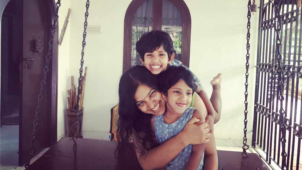 লীনার তৈরি সেই সব ছবি, তথ্যচিত্র আন্তর্জাতিক স্তরে পুরস্কৃত হওয়ার পাশাপাশি নানা সম্মানও পেয়েছে।