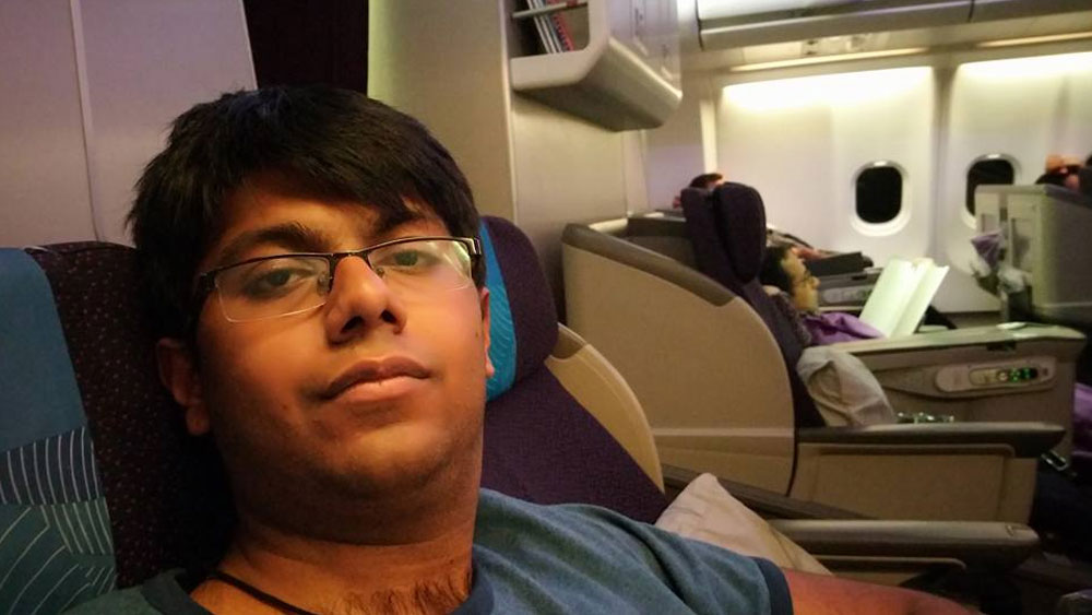 বাবার কাছেও আর্থিক সাহায্য চাওয়ার মতো পরিস্থিতি ছিল না আমিরের। ছেলেকে এমবিএ করাতে পাঁচ লক্ষ টাকা খরচ হয়েছিল তাঁর।