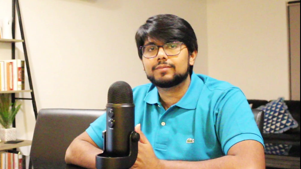 বর্তমানে পেশাদার এবং ছাত্রছাত্রীদের সাফল্যের চূড়ায় পৌঁছে দিতে সাহায্য করেন আমির। তাঁর সংস্থার মোট সম্পদের পরিমাণ ১০ লক্ষ ডলার, যা ভারতীয় মুদ্রায় প্রায় আট কোটি টাকা।