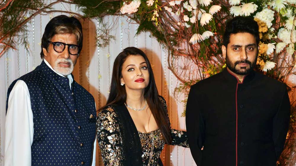 বাবা-মা ও স্ত্রী-সহ পরিবারের সকলেই সাফল্যের চূড়ায়। সে তুলনায় অভিষেকের কাছে সিনেমায় কাজ করার প্রস্তাবও আসে খুব কম।