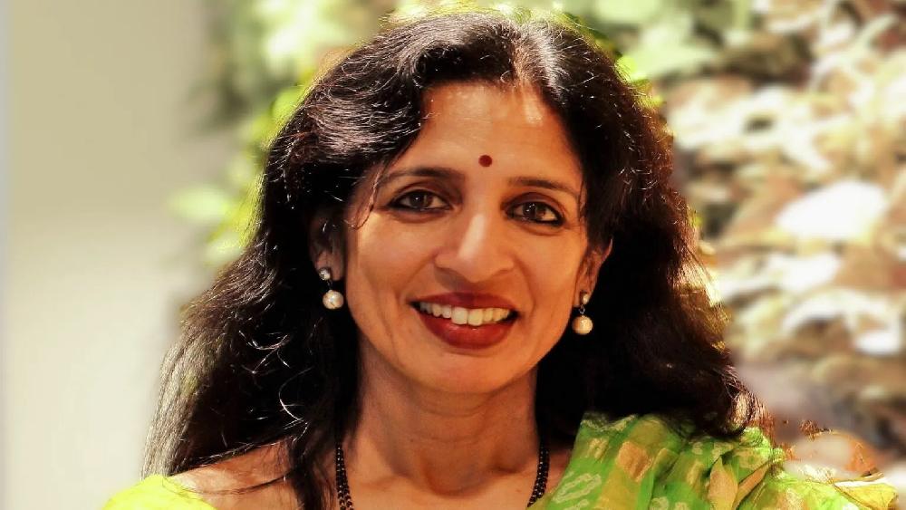 তথ্যপ্রযুক্তি সংস্থার শীর্ষস্থানে ভারতীয় নারী! তাঁর নেতৃত্ব পথ দেখাচ্ছে অন্য সংস্থাকে
