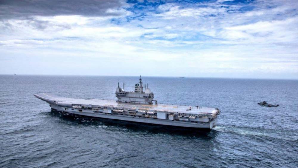 ভারতীয় নৌবাহিনীর তূণে এটিই সেরা তির হতে চলেছে বলে মনে করা হচ্ছে। তবে এই যুদ্ধজাহাজ নিয়ে আলোচনার কারণ শুধু তার শত্রু নিধন ক্ষমতা নয়। জলযুদ্ধ হলে ভারতের শক্তিবৃদ্ধিতে তার ভূমিকা কী হতে পারে, তার জল্পনাও নয়। বিক্রান্ত আলোচনায়, তার কারণ এই যুদ্ধজাহাজ তৈরি করেছে ভারত নিজে। 