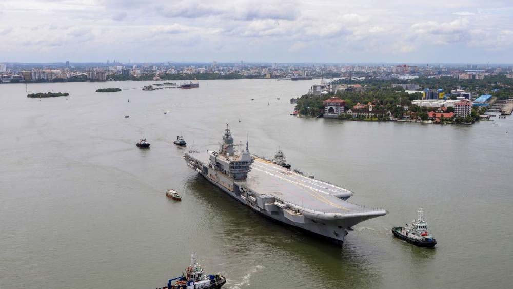 বিক্রান্তের উপর ভারতীয় প্রতিরক্ষা বাহিনীর ভরসার আরও একটি কারণ এর নাম। ভারতের প্রথম এয়ারক্র্যাফট ক্যারিয়ার বা ভাসমান বিমানঘাঁটির নামও ছিল আইএনএস বিক্রান্ত। ব্রিটেনের কাছ থেকে পুরনো বিক্রান্তকে কিনেছিল ভারত। 