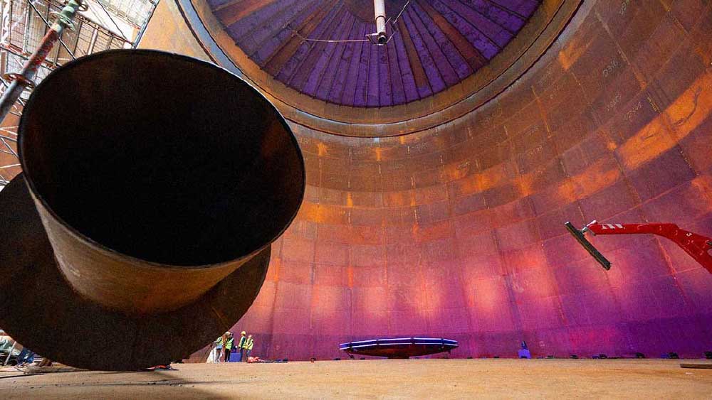 কেন এমন ভাবনা? এর নেপথ্যে দু’টি কারণ উঠে আসছে। প্রথমত, পরিবেশের কথা ভেবে জীবাশ্ম-জ্বালানির উপর নির্ভরতা কমানো। 