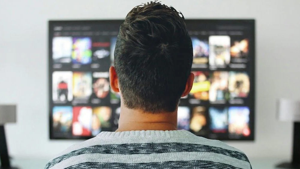 টেনেসি অঞ্চলে বসবাসকারীদের কেউ যদি ওটিটি মঞ্চের পাসওয়ার্ড অন্য কাউকে ব্যবহার করতে দেন, তা হলে সেই ব্যক্তির কাছ থেকে জরিমানা আদায় করা হয়। শুধু তা-ই নয়, যিনি এই পাসওয়ার্ড চেয়েছেন, তাঁর প্রতিও জরিমানা ধার্য করা হয়। এমনকি, এই অপরাধে তাঁদের জেল পর্যন্ত হতে পারে।