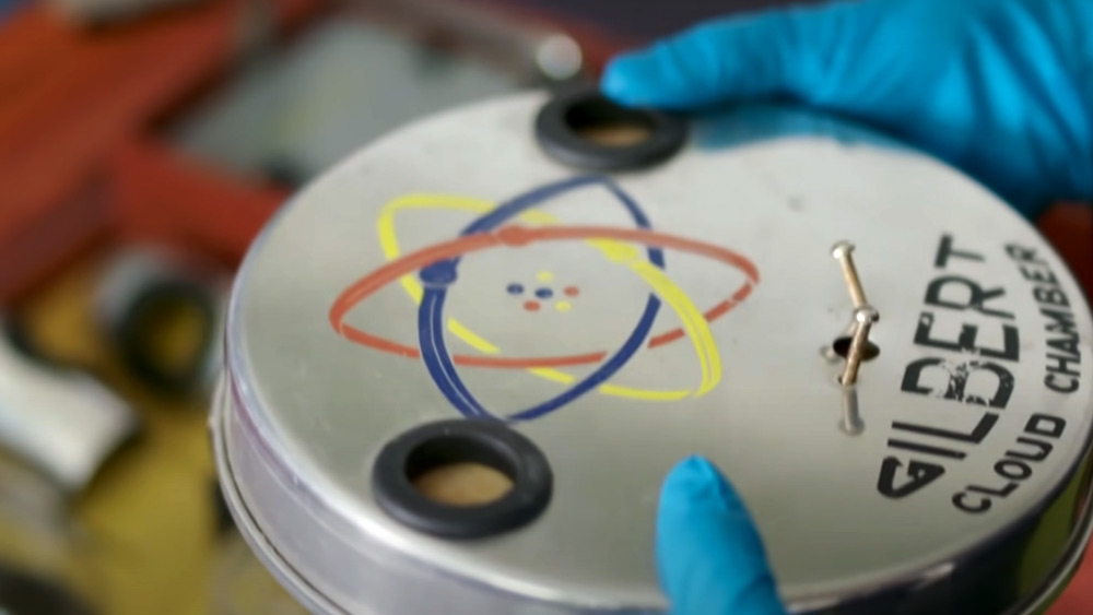 ছোটখাটো প্রায় দেড়শো বিভিন্ন পরীক্ষায় শক্তি জোগান দেওয়ার ক্ষমতা এই ল্যাব কিটের ছিল।