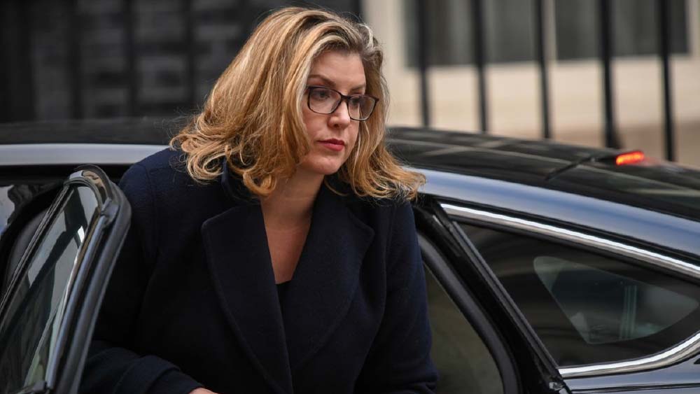 ঋষি সুনকের বড় প্রতিদ্বন্দ্বী হিসেবে উঠে এসেছেন পেনি মরডন্ট। ৪৯ বছর বয়সি এই রাজনীতিক বরাবরই ব্রেক্সিটের সমর্থক।