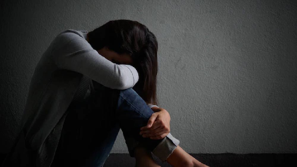 দ্বাদশ শ্রেণি পর্যন্ত হিন্দি মাধ্যম স্কুলে পড়াশোনার জন্য ইংরেজিতে কথা বলার ক্ষেত্রে খুব একটা সাবলীল ছিলেন না তিনি। ছোট্ট গ্রাম থেকে উঠে আসা মেয়েটি যখন ইঞ্জিনিয়ারিং কলেজে ঢুকলেন, সমস্যা তৈরি হল সেখানে।