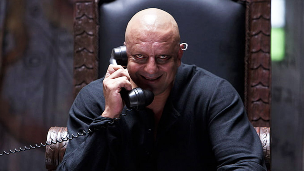 এই রূপবদলের ফলে ‘কাঞ্চা’র চরিত্রের ভয়াবহতা দারুণ ভাবে ফুটিয়ে তুলেছিলেন বলিউডের হাসিখুশি ‘মুন্নাভাই’।