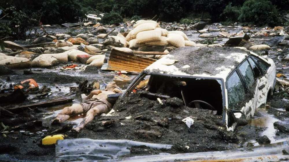 যে রাতে লাহার আরমেরোতে আঘাত হানে, সেই রাতে ওমায়রা তার বাবা, ভাই এবং পিসির সঙ্গে বাড়িতেই ছিল। মা ব্যবসার কারণে কলম্বিয়ার রাজধানী বোগোটাতে ছিলেন।