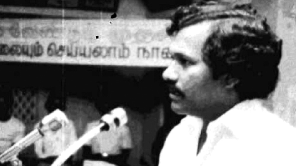 লুতিফির ঘনিষ্ঠ সহযোগী আহমদ ইসমাইল মানিক সিক্কা শ্রীলঙ্কার তামিল জঙ্গিগোষ্ঠী ‘প্লট’ (পিপলস লিবারেশন অর্গানাজেশন অফ তামিল ইলম)-এর নেতা উমা মহেশ্বরণের সঙ্গে আলোচনা করে অভ্যুত্থানের নকশা তৈরি করেছিলেন।