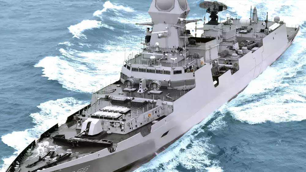 লুতিফির আর এক সঙ্গী আহমদ নাসির দু’টি মাছ ধরার ট্রলারে শ’দেড়েক প্লট জঙ্গিকে সমুদ্রপথে রাজধানী মালেতে আনার ব্যবস্থা করেছিল। তাদের সাহায্য করার জন্য ছিল স্থানীয় বেশ কিছু সশস্ত্র যোদ্ধা।