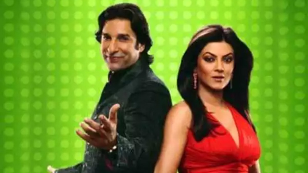 ২০০৯-এ আক্রমের স্ত্রীয়ের মৃত্যুর পর একে অপরের আরও কাছে চলে আসেন। নানা অনুষ্ঠানে দু’জনকে এক সঙ্গে দেখা যায় ওই সময়। 