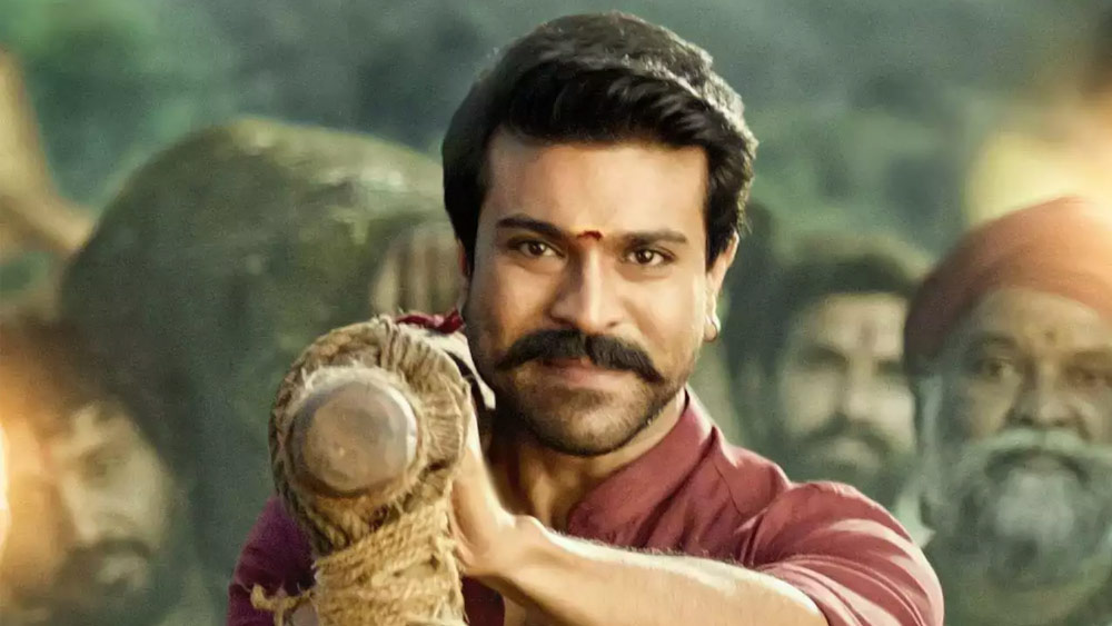 কোরাতালা সিভা পরিচালিত এই ছবিটি বানাতে মোট ২৫০ কোটি টাকা খরচ হয়েছে। মুক্তি পাওয়ার পর ব্যবসা করেছে ১৫০ কোটি টাকা। সেই অনুযায়ী, বক্স অফিসে ‘আচার্য’র লোকসানের পরিমাণ ১০০ কোটি টাকা।