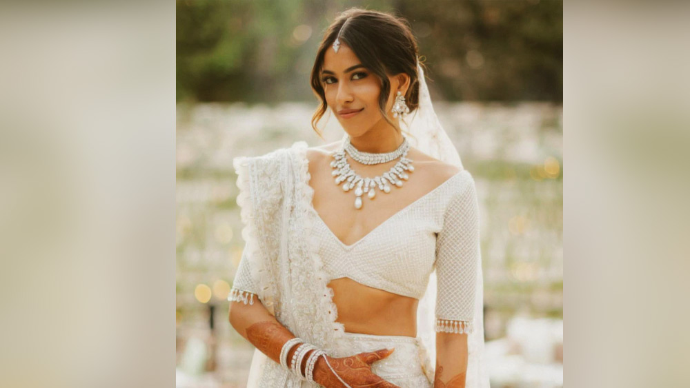 রুচির এবং আলিয়ার নাম খুব কমই শোনা গিয়েছে। সৌন্দর্যের বিচারে বলিউডের অনেক অভিনেত্রীকে টক্কর দিতে পারেন আলিয়া।