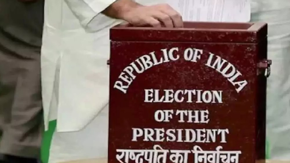 ৯৭১ সালের জনগণনার রিপোর্টকে ভিত্তি করে সাংসদ ও বিধায়কদের ভোটমূল্য নির্ধারিত হয়। ২০২৬ সাল পর্যন্ত ওই জনগণনার ভিত্তিতেই সাংসদ ও বিধায়কদের ভোটের মূল্য নির্ধারিত হবে। তার পর হতে পারে নতুন মূল্যায়ন।