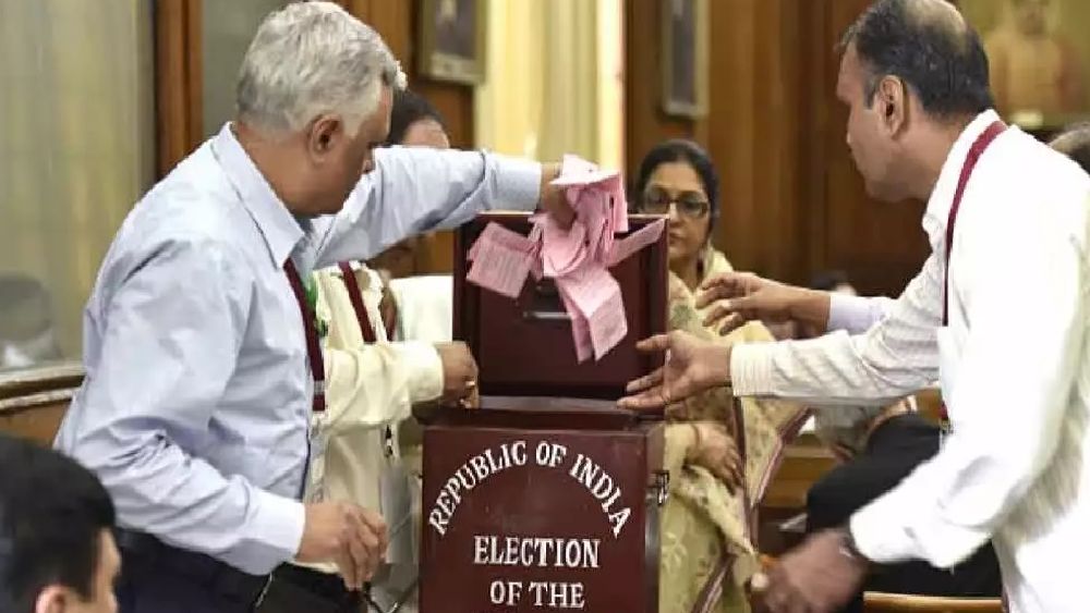 দেশের বিভিন্ন রাজ্য এবং কেন্দ্রশাসিত অঞ্চল থেকে লোকসভা ও রাজ্যসভায় নির্বাচিত প্রত্যেক সাংসদের ভোটমূল্যই সমান— ৭০৮। কিন্তু বিভিন্ন রাজ্যের বিধায়কদের ভোটমূল্যে রয়েছে গুরুতর তারতম্য।