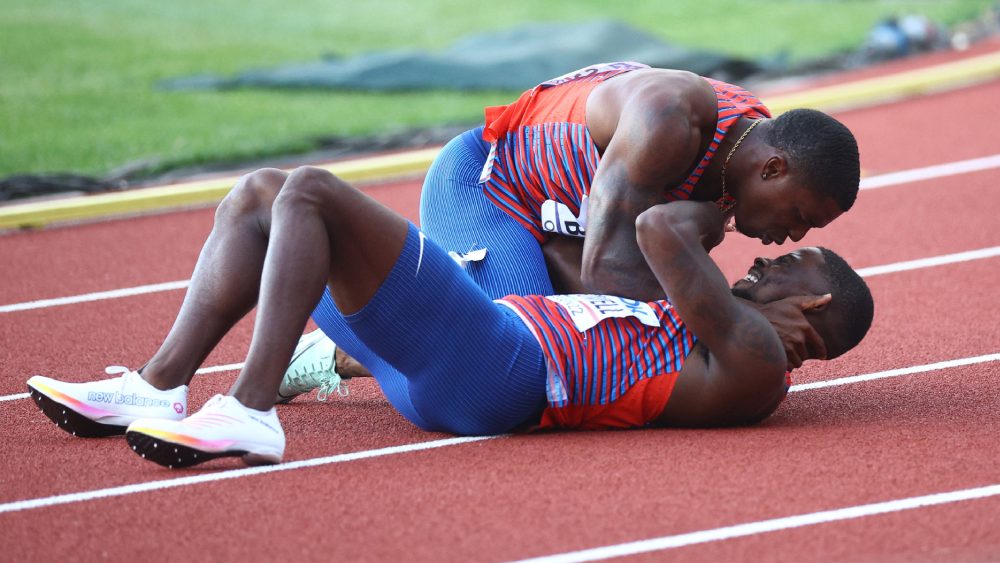 সতীর্থের সঙ্গে উচ্ছ্বাস