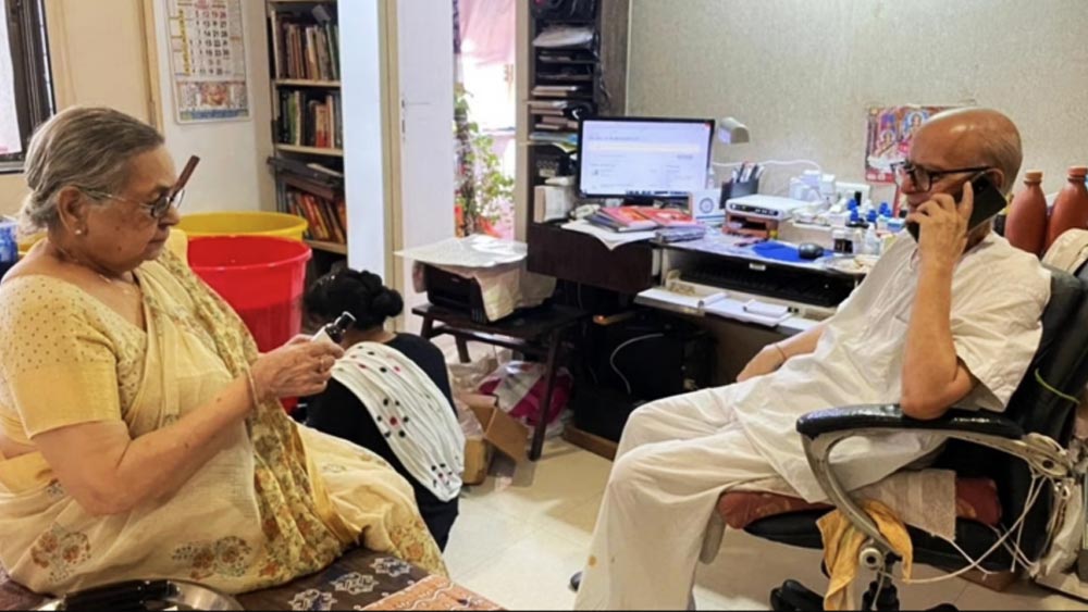 তাঁর কথায়, কঠোর পরিশ্রমের বিকল্প নেই। সাফল্যের চূড়ায় উঠতে তাঁর সময় লেগেছিল ২৫ বছর, এ কথাও জানিয়েছেন রাধা কৃষান। 