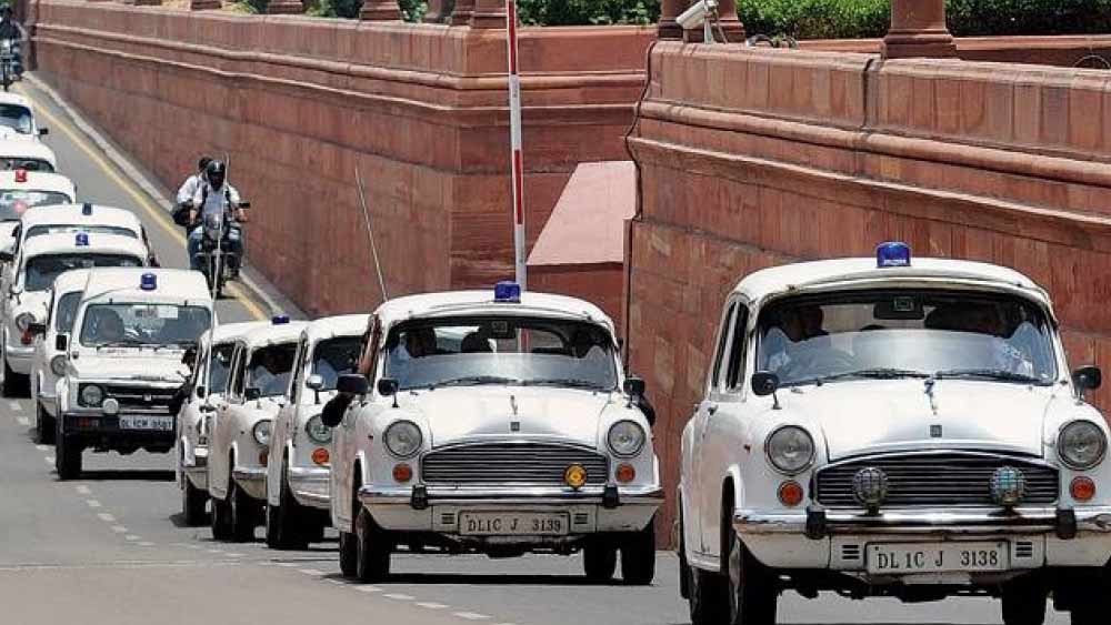 বিধায়কদের বেতন সংশোধনী আইন অনুযায়ী, বেশ কয়েকটি রাজ্য এবং কেন্দ্রশাসিত অঞ্চলের বিধায়কদের ব্যক্তিগত সহকারীর জন্যও ভাতা দেওয়া হয়। কিছু রাজ্যে বিধায়কদের গাড়ির চালকদের বেতন দেওয়ার জন্যও ভাতা দেওয়া হয়।