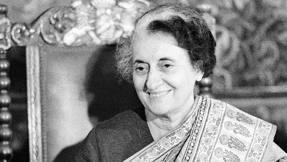 তৎকালীন প্রধানমন্ত্রী ইন্দিরা গাঁধী ওই নির্বাচনে নির্দল প্রার্থী ভিভি গিরির সমর্থনে কংগ্রেস সাংসদ-বিধায়কদের ‘বিবেক ভোটের’ আবেদন জানিয়েছিলেন।  সে বার ইন্দিরাপন্থীদের অন্তর্ঘাতে গিরির কাছে রেড্ডি হেরে যান বলে অভিযোগ।