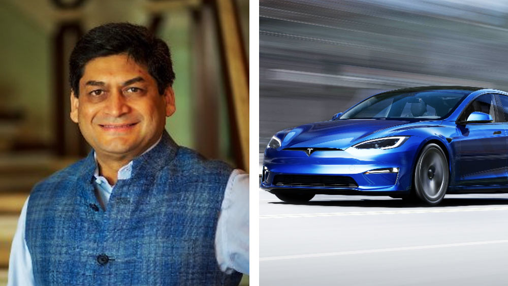 এই তালিকার প্রথমেই রয়েছে প্রশান্ত রুইয়া। ‘এসার কংগ্লোমারেট’ সংস্থার মালিক প্রশান্ত প্রথম ভারতীয়, যিনি টেসলা গাড়ি কেনেন। ২০১৭ সালে মুম্বইয়ে তাঁর জন্য টেসলা এক্স মডেলটি আনানো হয়েছিল। এই গাড়িটি ৪.৮ সেকেন্ডে ১০০ কিলোমিটার গতিবেগ ছুঁতে পারে। এক সংবাদমাধ্যম সূত্রের খবর, ২০ লক্ষ টাকা কর-সহ তাঁর মোট এক কোটি টাকা খরচ হয়েছে।