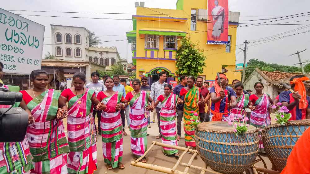 ২০০৭ সালে ওড়িশার সেরা বিধায়ক হিসাবে ‘নীলকণ্ঠ পুরস্কার’ পান দ্রৌপদী।