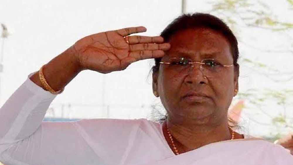 দ্রৌপদীর জীবনে এসেছে পুত্রশোক। দুই ছেলেকে হারিয়েছেন তিনি। হারিয়েছেন স্বামীকেও। এক মেয়ে রয়েছে তাঁর।