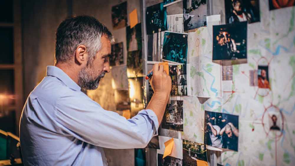 তবে শেষ পর্যন্ত পুলিশের হাতে এমন কোনও তথ্য  উঠে আসেনি, যার থেকে প্রমাণ করা যায় যে এই ঘটনায় জঙ্গি যোগ ছিল। ২০১১ সালেই শেষ হয়ে যায় বলিউডের উঠতি নায়িকা লায়লার কাহিনি।