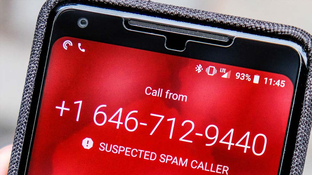 গুগল অ্যান্ডরয়েড ফোনের দু’টি এমন বৈশিষ্ট্য আছে, যার সাহায্যে ব্যবহারকারীরা খুব সহজেই এই অযাচিত ফোনগুলি থেকে মুক্তি পেতে পারেন। এই দু’টি বৈশিষ্ট্য হল, ‘কলার আইডি’ এবং ‘স্প্যাম প্রোটেকশন’৷ এই দু’টি বৈশিষ্ট্যই অ্যান্ডরয়েড ফোনে প্রথম থেকেই চালু থাকে। যা ব্যবহারকারীরা চাইলে যে কোনও সময় বন্ধ করতে পারেন।