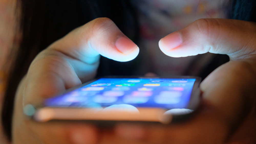 এ ক্ষেত্রেও প্রথমে অ্যান্ডরয়েড স্মার্টফোনে ফোন করার জায়গায় যেতে হবে।