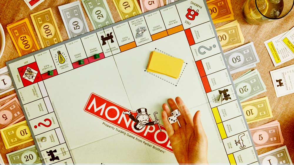 সেন্ট চার্লস প্যালেস থেকে শুরু করে আটলান্টিক অ্যাভিনিউ— যাঁরা ‘মনোপলি বোর্ড গেম’ খেলেছেন, এই জায়গার নামগুলির সঙ্গেও তাঁরা পরিচিত। তবে, এই জায়গাগুলির অস্তিত্ব শুধু মাত্র বোর্ড গেমেই আবদ্ধ ছিল না। বাস্তব পৃথিবীতেও এই জায়গাগুলি ছিল।