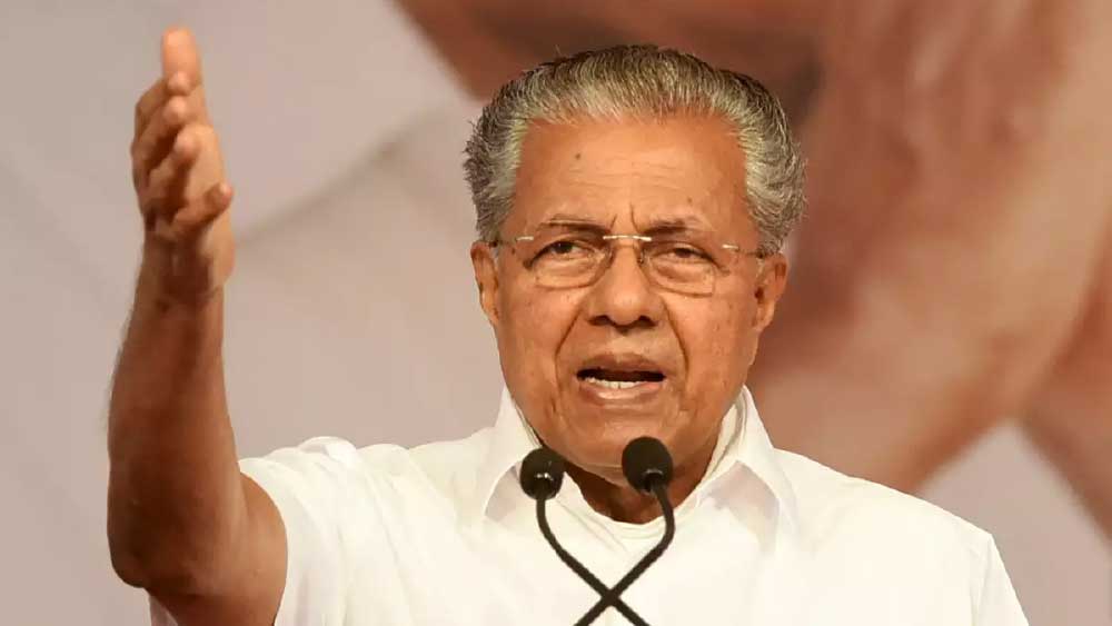 কেন্দ্রীয় গোয়েন্দা সংস্থাগুলির কড়া নজর ছিল কেরলের মুখ্যমন্ত্রী পিনারাই বিজয়ন এবং এলডিএফ-এর অন্য নেতা-মন্ত্রীদের উপরেও।