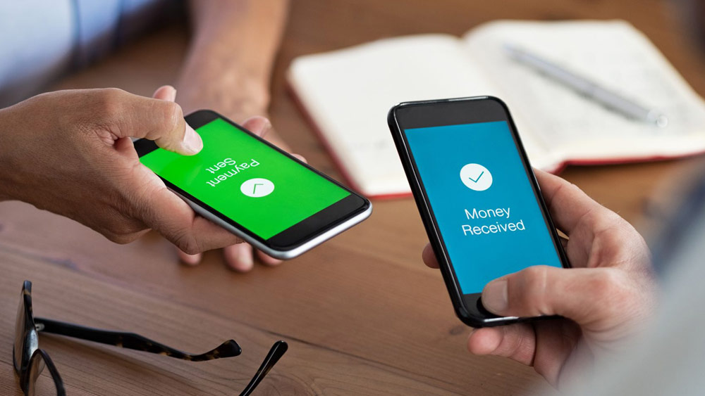 জুলাই মাসের শুরুতেই উত্তর প্রদেশ, বিহার, মধ্যপ্রদেশ এবং দক্ষিণের রাজ্যগুলির অম্তর্গত মোট ৪০টি জায়গায় তল্লাশি চালায় ইডি। ‘ভিভো’-সহ অন্যান্য চিনা সংস্থা বিভিন্ন ব্যাঙ্ক অ্যাকাউন্টের মাধ্যমে বিদেশে অনৈতিক পদ্ধতিতে আর্থিক লেনদেন করছে।   