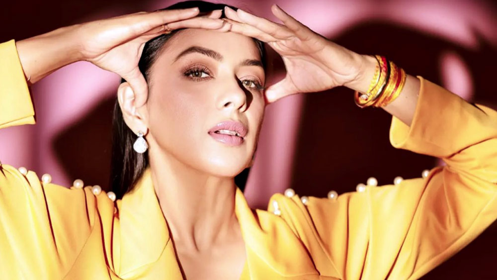 সেই মনীষা দীর্ঘ সময় ছোটপর্দা থেকে বিরতি নেওয়ার পর আবার কাজে ফিরে এসেছেন। বর্তমানে ‘অনুপমা’ ধারাবাহিকে মুখ্য চরিত্রে অভিনয় করে সকলের মন কাড়ছেন এই অভিনেত্রী। কিন্তু ব্যক্তিগত জীবনে কঠিন সময়ের মধ্য দিয়ে অতিবাহিত করেছেন রূপালি।