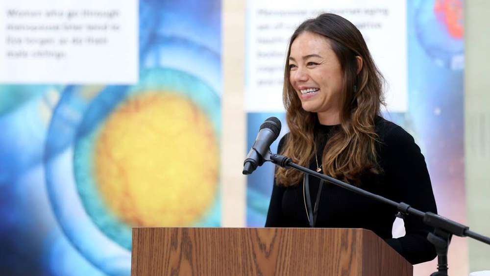 এমনকি ব্রিনের সঙ্গে তাঁর বন্ধুত্ব যে এখনও অটুট রয়েছে, সে কথাও জানিয়েছেন ইলন। টুইটারে লিখেছেন, ‘সের্গেই ও আমি বন্ধু। গত রাতেও একটা পার্টিতে একসঙ্গে ছিলাম।’