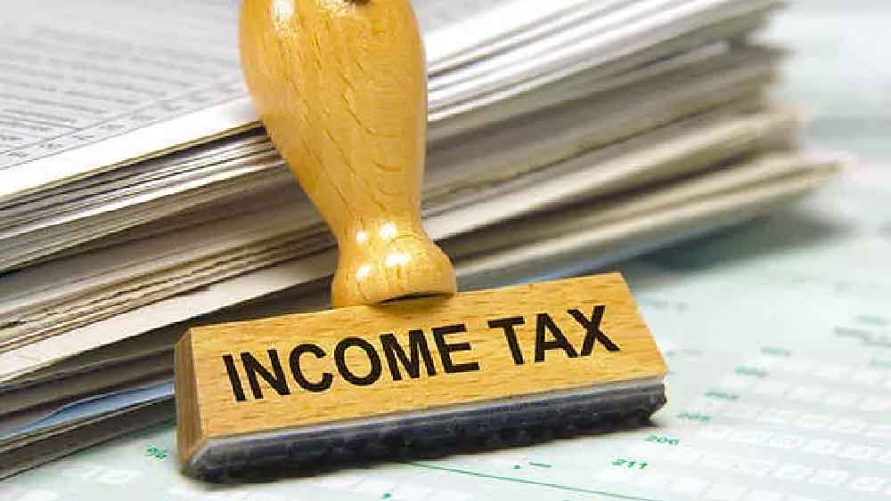 ১৯৮১ সালের ১৬ জুলাই সকালে ঘুম থেকে উঠে ইন্দর দেখেন, তাঁর কানপুরের বাড়ির বাইরে জড়ো হয়েছেন আয়কর দফতরের প্রায় ৯০ জন আধিকারিক।