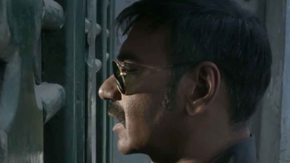 নগদ গোনার দায়িত্ব দেওয়া হয় ৪৫ জন অফিসারকে। সময় লেগেছিল মোট ১৮ ঘণ্টা।