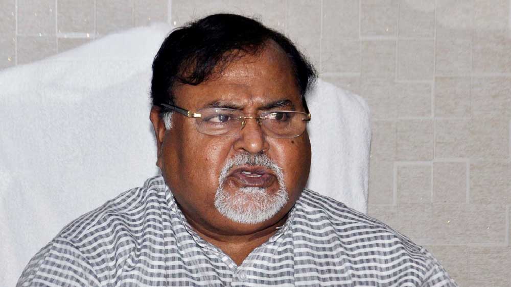 পার্থের স্নায়ুতন্ত্রে কোনও সমস্যা নেই বলেও চিকিৎসকেরা জানিয়েছেন। স্বাস্থ্যপরীক্ষার সময় তিনি সজাগ ছিলেন বলেও জানা গিয়েছে।